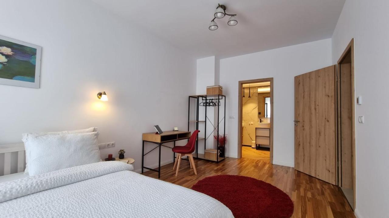 Apartmán Penthouse Cosmopolit Brašov Exteriér fotografie