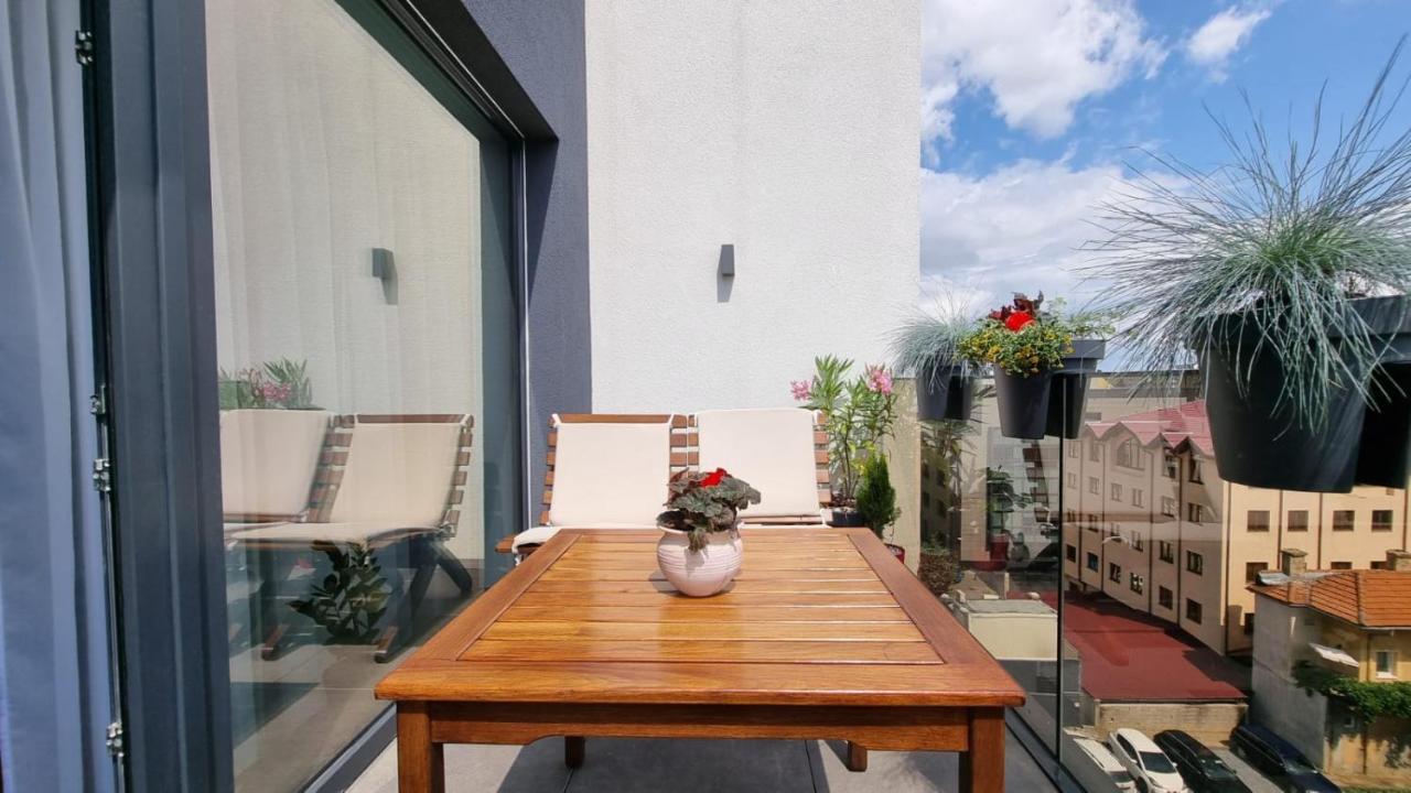 Apartmán Penthouse Cosmopolit Brašov Exteriér fotografie