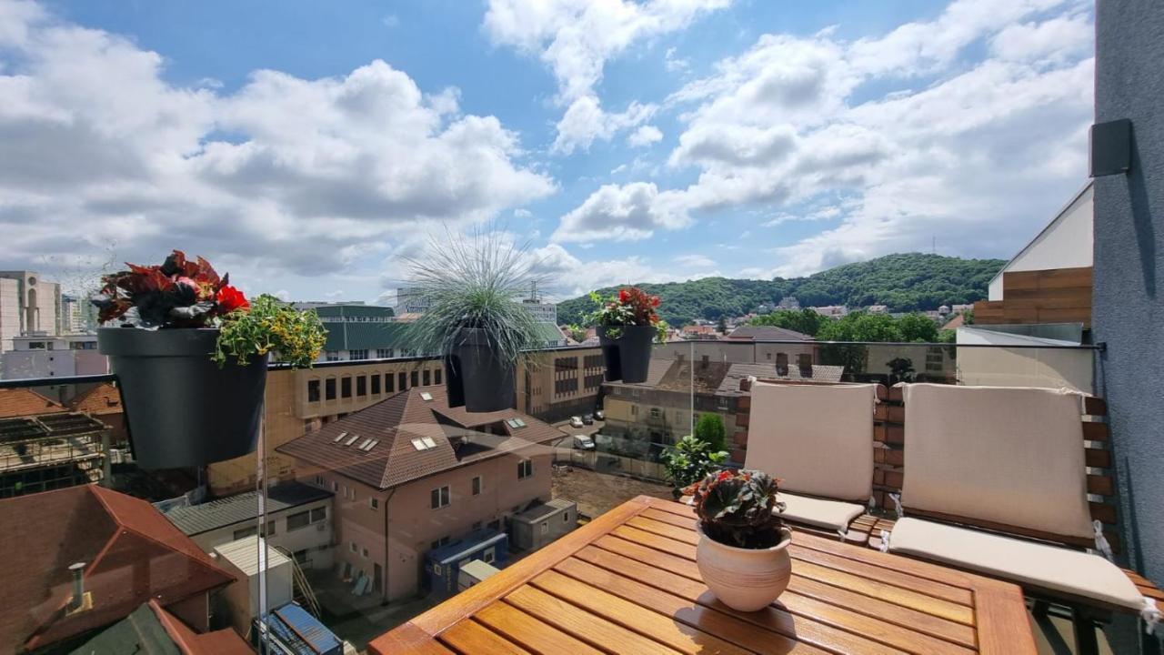 Apartmán Penthouse Cosmopolit Brašov Exteriér fotografie